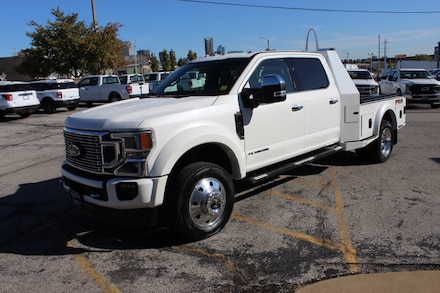 2021 Ford F-450 Sport Chassis Truck Crew Cab