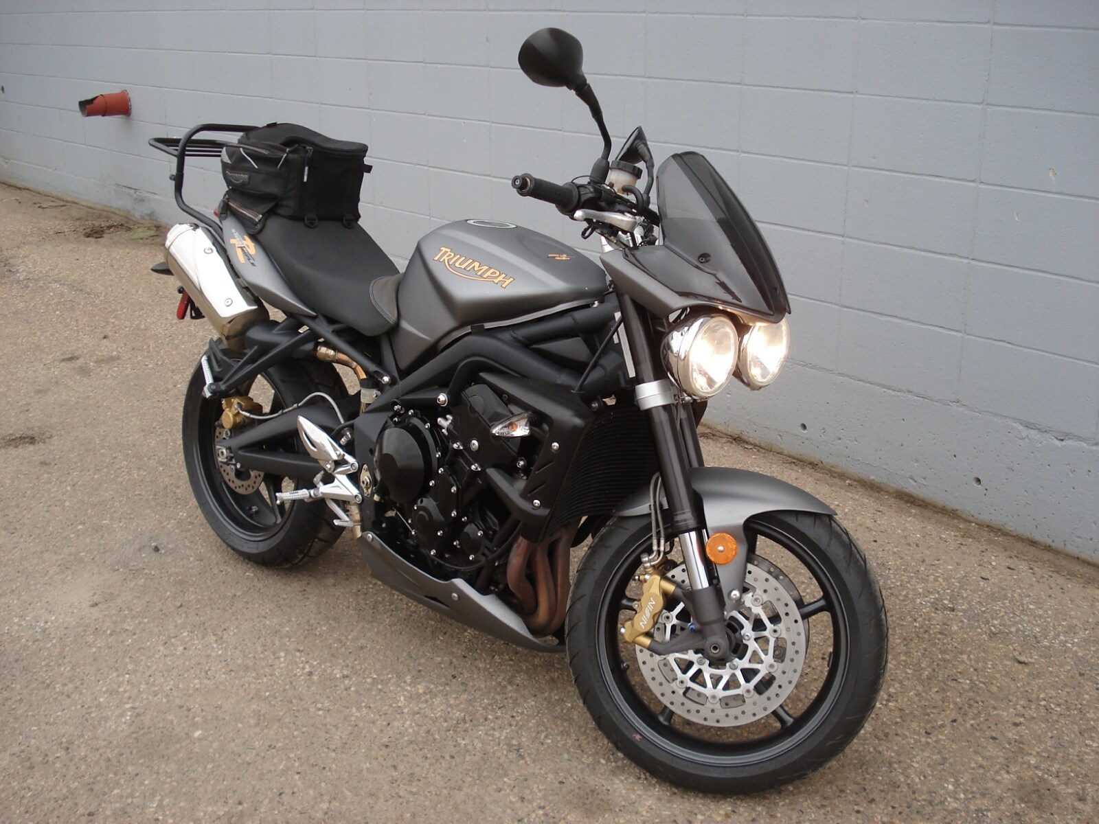 ... sprint st 1050 service repair manual erpd ... Access This Document · Pictures of Heated Grips Triumph Speed Triple
