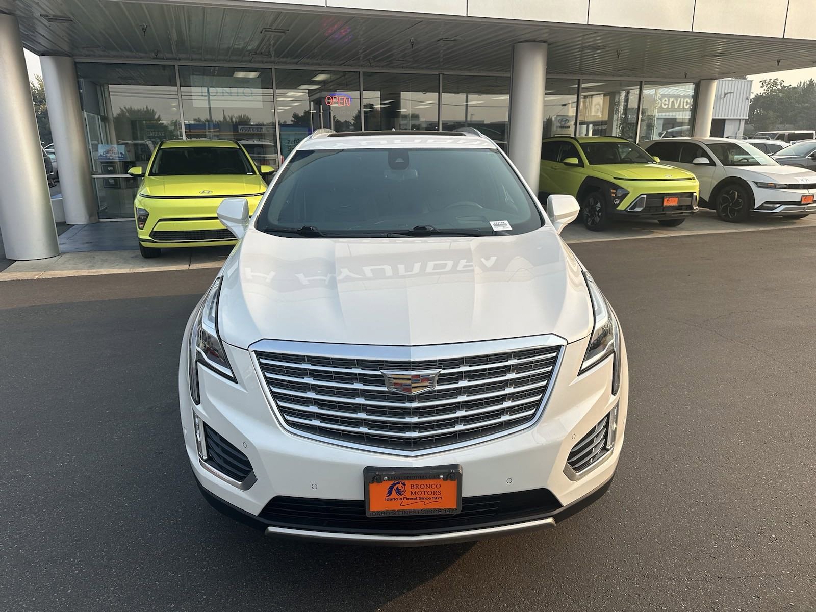 Used 2019 Cadillac XT5 Platinum with VIN 1GYKNGRS4KZ266816 for sale in Boise, ID