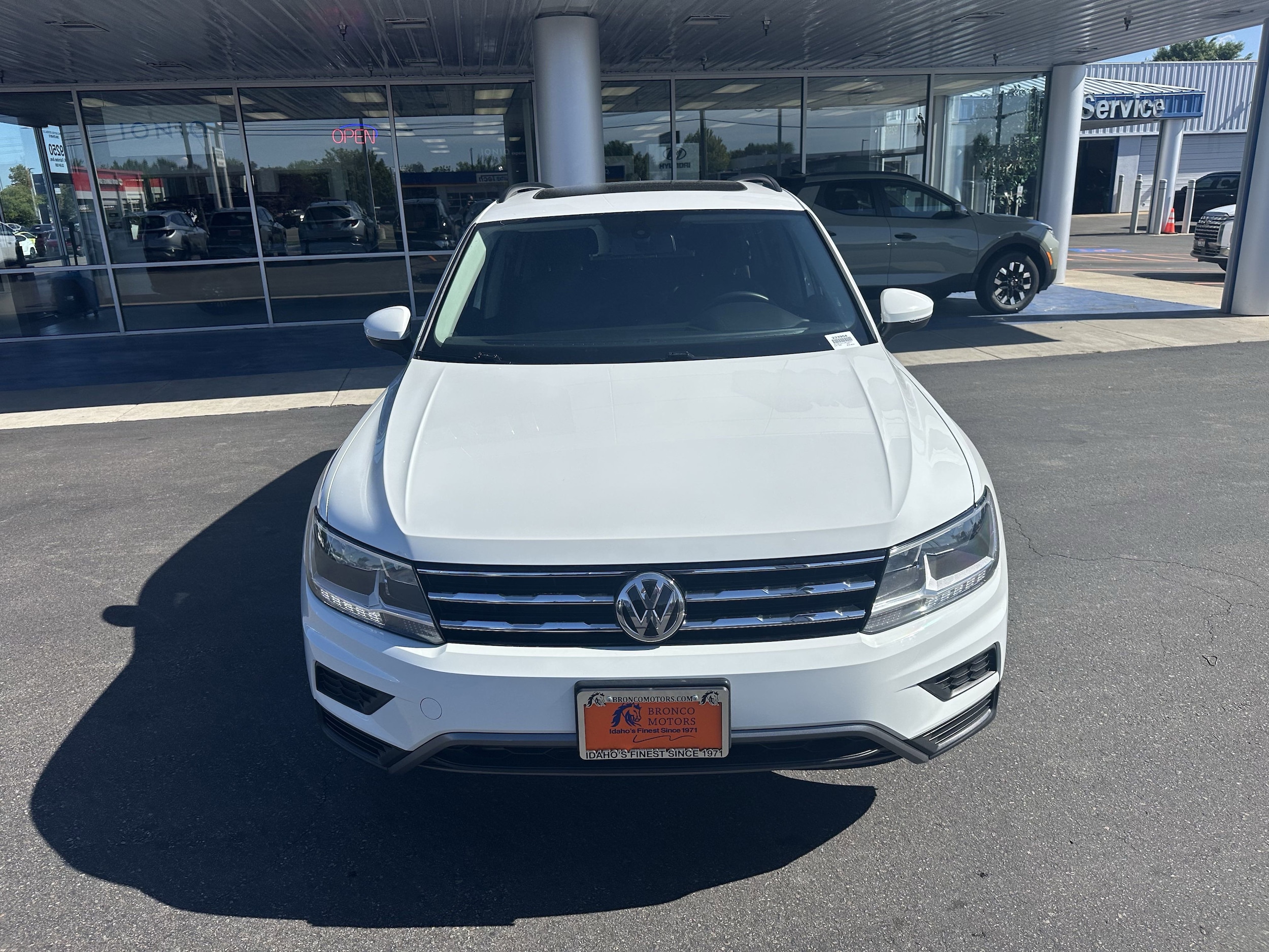 Used 2020 Volkswagen Tiguan SE with VIN 3VV2B7AX1LM036502 for sale in Boise, ID