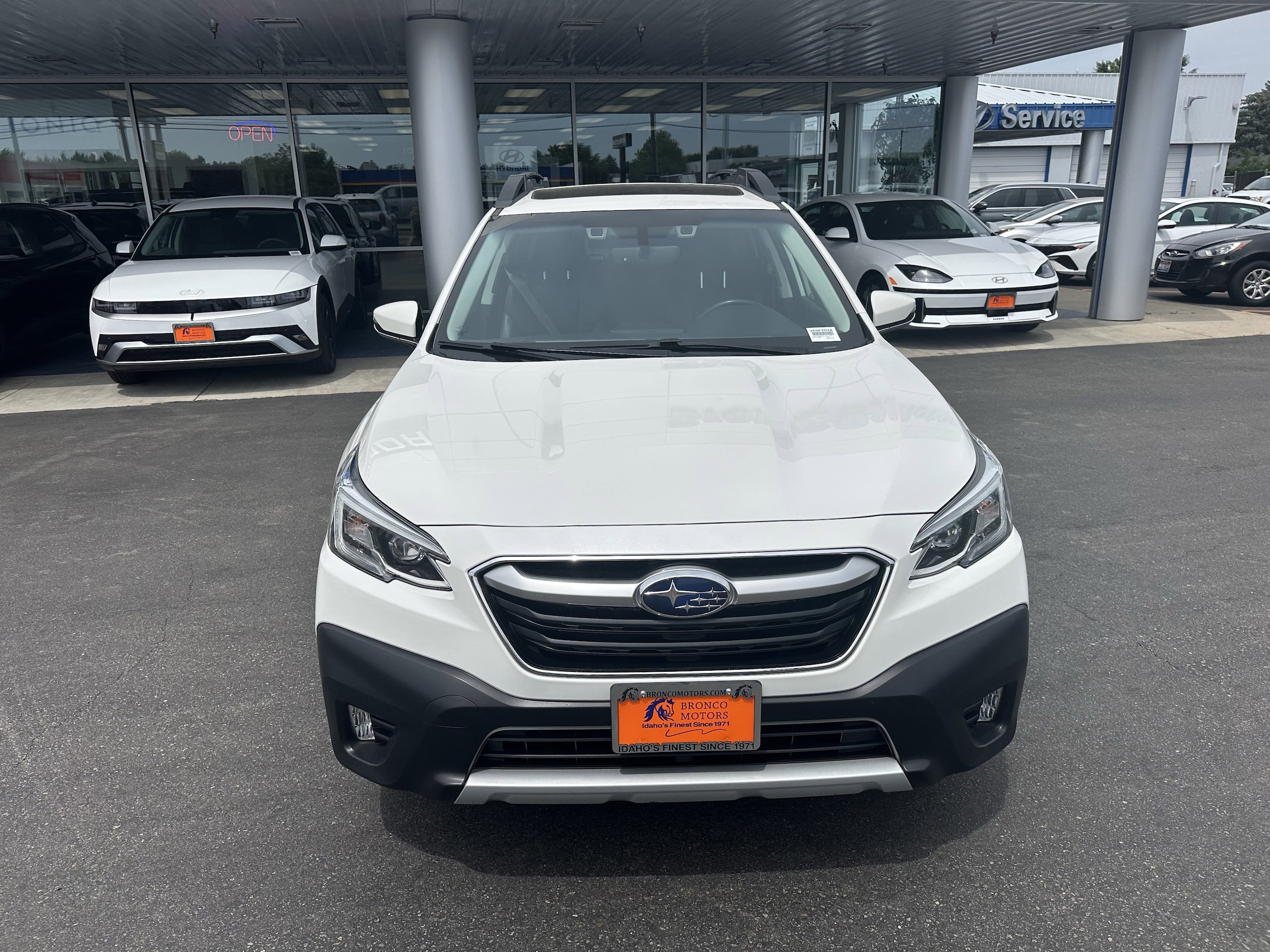 Used 2020 Subaru Outback Limited with VIN 4S4BTGNDXL3211693 for sale in Boise, ID