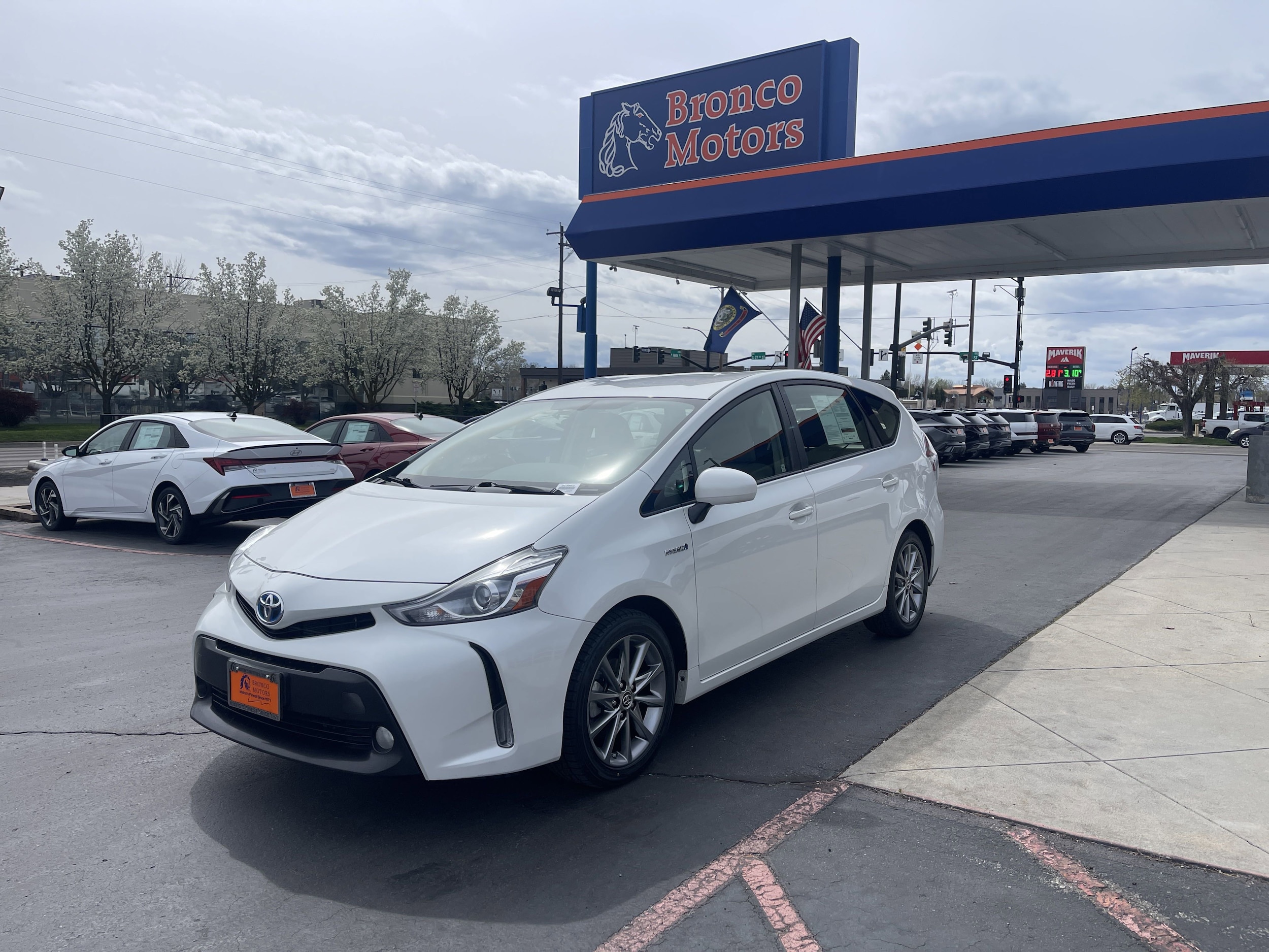 Used 2015 Toyota Prius v Five with VIN JTDZN3EU5FJ031642 for sale in Boise, ID