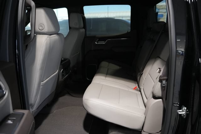 2026 GMC Sierra 1500 SLT - Photo 16