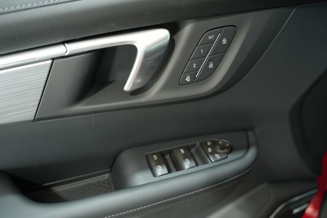 2026 Buick Enclave Preferred - Photo 13