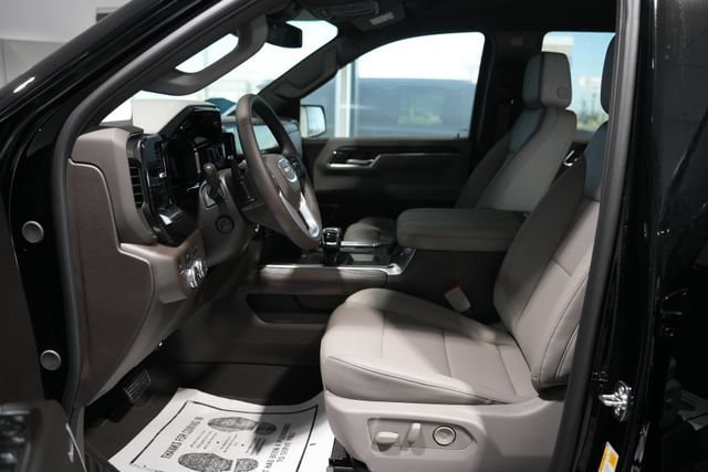 2026 GMC Sierra 1500 SLT - Photo 15