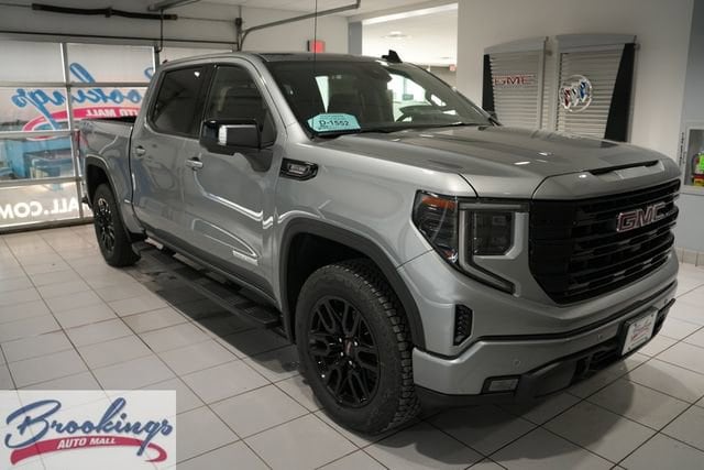 2026 GMC Sierra 4WD Crew Cab Short Box Elevation's photo