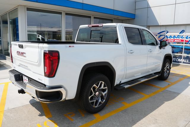 2026 GMC Sierra 1500 SLT - Photo 33