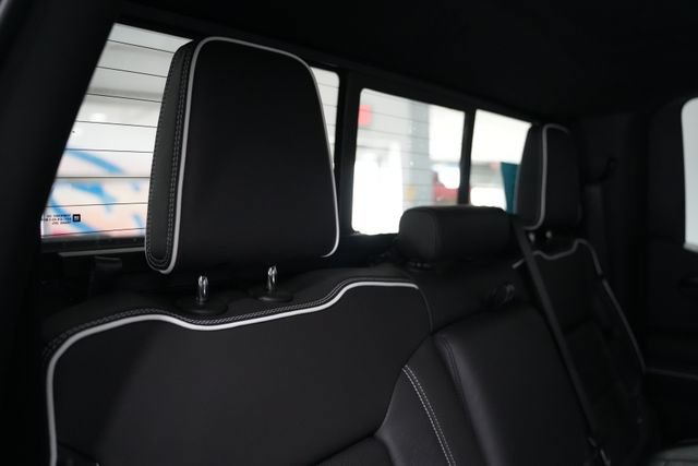 2026 GMC Sierra 1500 AT4X - Photo 19