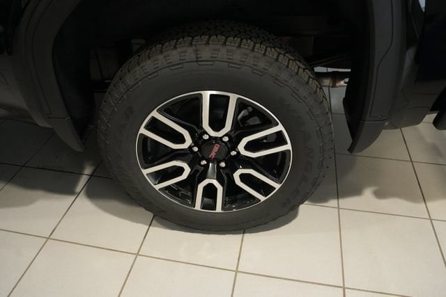 2026 GMC Sierra 1500 AT4 - Photo 10