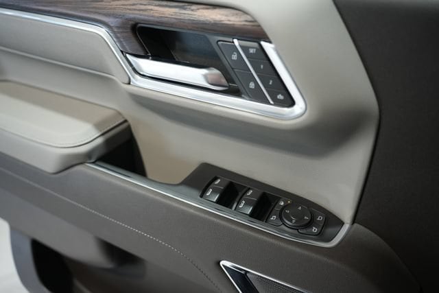 2026 GMC Sierra 1500 SLT - Photo 11