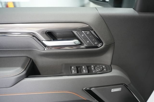 2026 GMC Sierra 3500HD AT4 - Photo 11