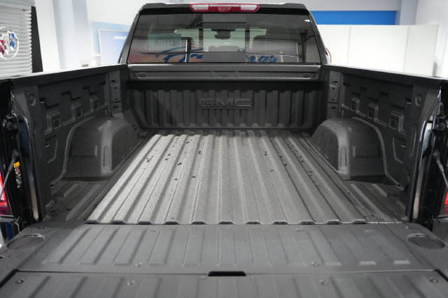 2026 GMC Sierra 1500 AT4X - Photo 10