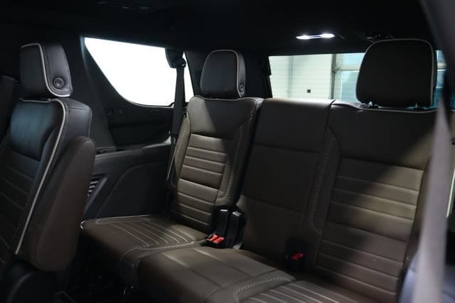 2026 GMC Yukon Denali Ultimate - Photo 18
