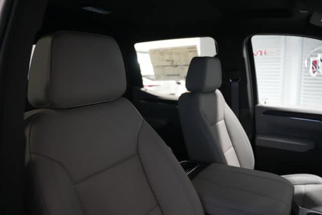2026 GMC Sierra 1500 SLT - Photo 21