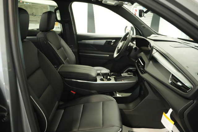 2027 Buick Enclave Preferred - Photo 23