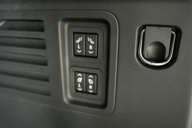 2026 Buick Enclave Preferred - Photo 10