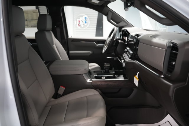 2026 GMC Sierra 1500 SLT - Photo 20
