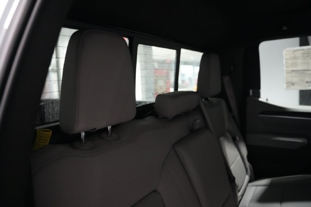2026 GMC Sierra 1500 SLT - Photo 18
