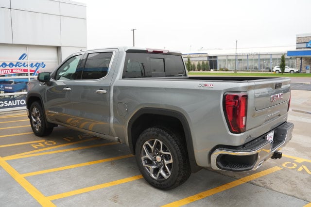 2026 GMC Sierra 1500 SLT - Photo 34