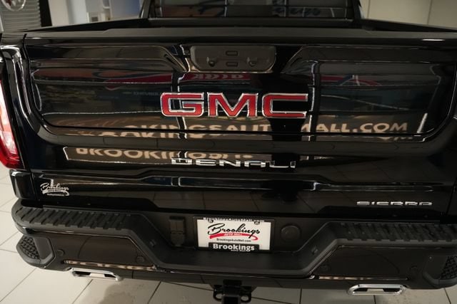 2026 GMC Sierra 1500 Denali - Photo 8