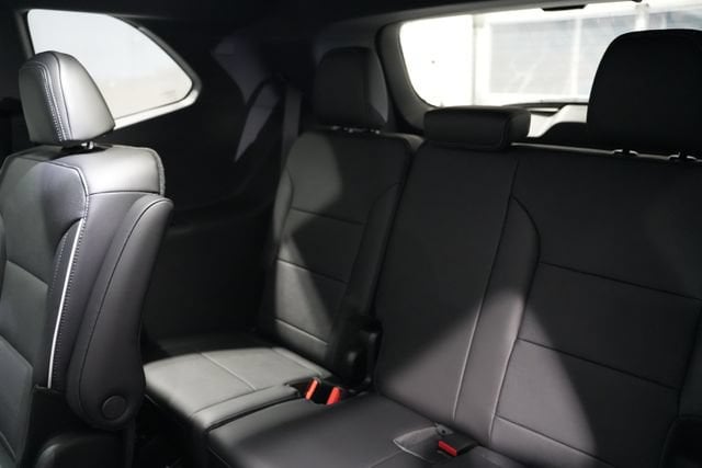 2026 Buick Enclave Preferred - Photo 18