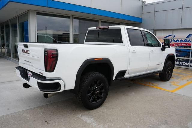 2026 GMC Sierra 3500HD AT4 - Photo 35