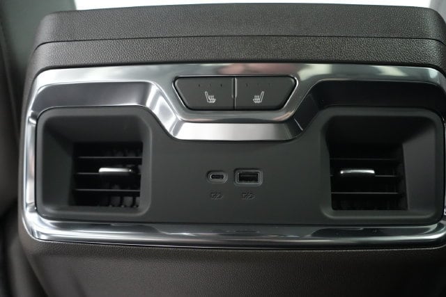 2026 GMC Sierra 1500 SLT - Photo 14