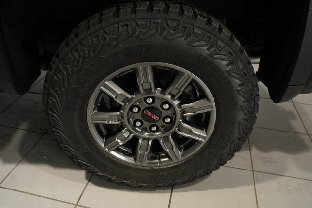 2026 GMC Sierra 1500 AT4X - Photo 11