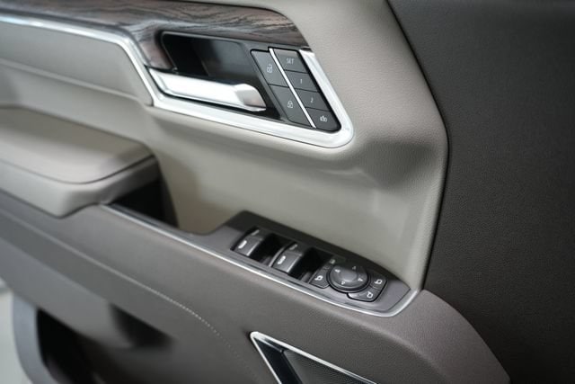 2026 GMC Sierra 1500 SLT - Photo 10