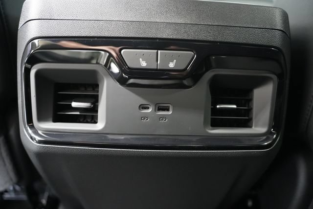 2026 GMC Sierra 2500HD AT4 - Photo 14
