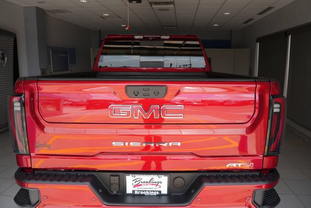 2026 GMC Sierra 2500HD AT4 - Photo 8