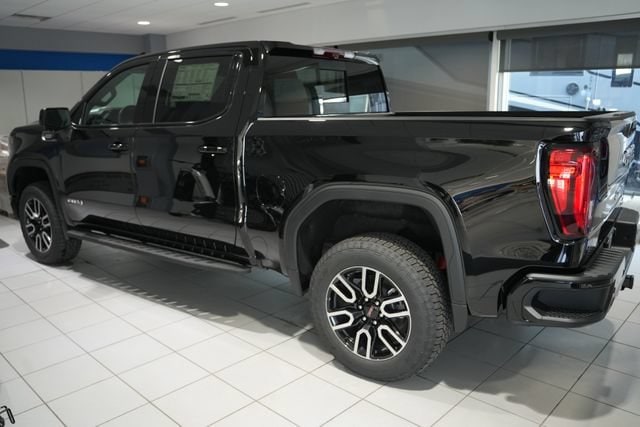 2026 GMC Sierra 1500 AT4 - Photo 3