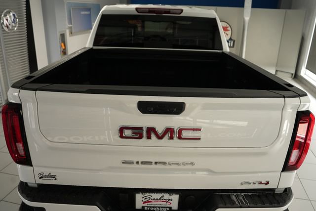 2026 GMC Sierra 1500 AT4 - Photo 8