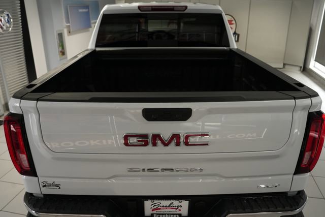2026 GMC Sierra 1500 SLT - Photo 8