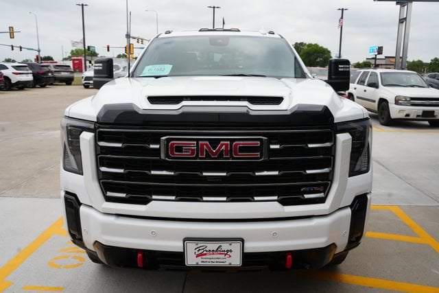 2026 GMC Sierra 3500HD AT4 - Photo 32