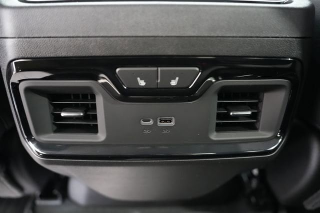 2026 GMC Sierra 1500 AT4 - Photo 16