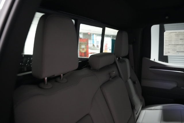 2026 GMC Sierra 1500 SLT - Photo 17