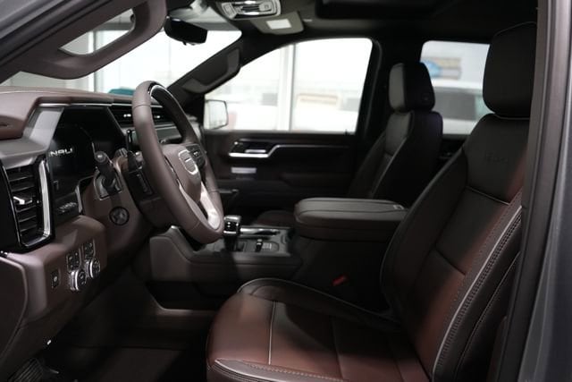 2026 GMC Sierra 1500 Denali - Photo 13