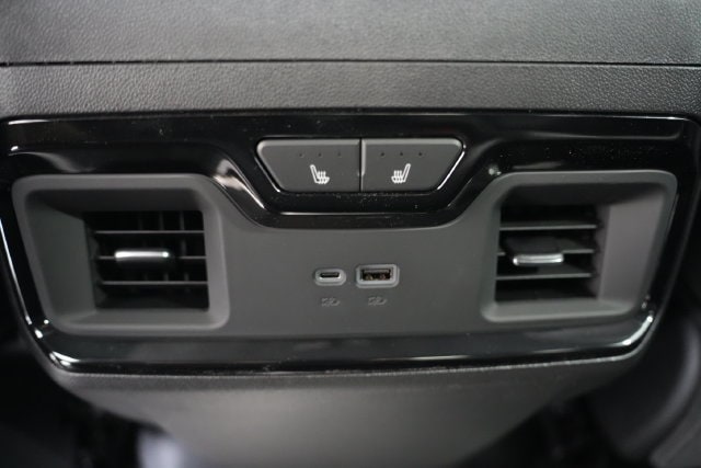 2026 GMC Sierra 1500 AT4X - Photo 17