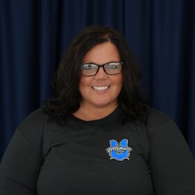 Staff member Amanda Hawley from ID_9e1046