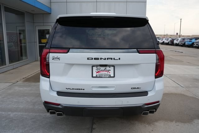 2026 GMC Yukon Denali Ultimate - Photo 37
