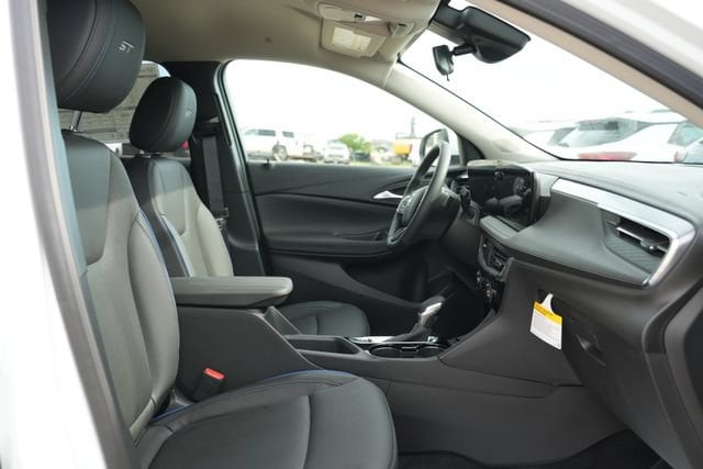 2026 Buick Encore GX Sport Touring - Photo 22