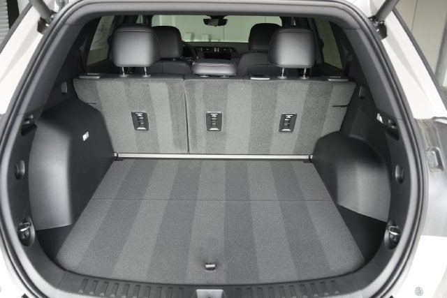 2027 GMC Terrain AT4 - Photo 9