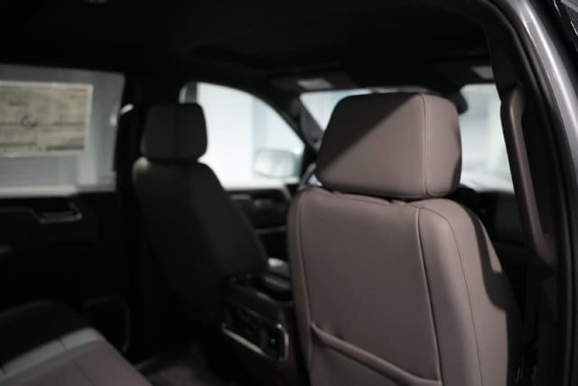 2026 GMC Sierra 1500 SLT - Photo 19