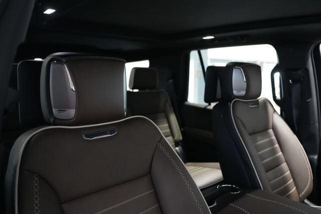 2026 GMC Yukon Denali Ultimate - Photo 24