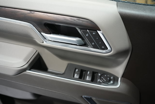 2026 GMC Sierra 1500 SLT - Photo 11