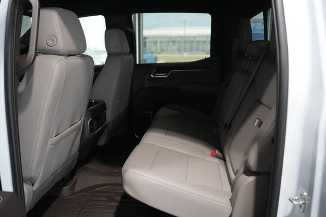 2026 GMC Sierra 1500 SLT - Photo 16