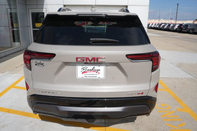 2027 GMC Terrain AT4 - Photo 36