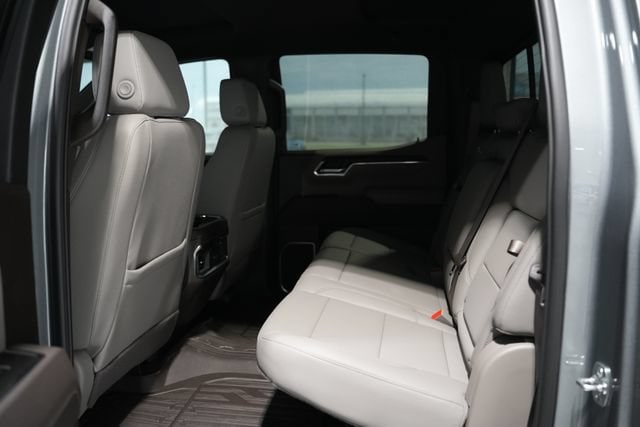 2026 GMC Sierra 1500 SLT - Photo 16