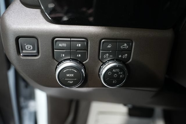 2026 GMC Sierra 1500 SLT - Photo 11